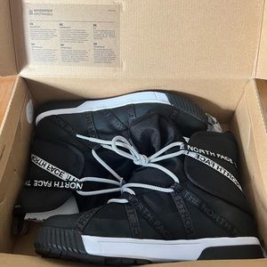 North face Sierra Sport Lace Waterproof Boot - Women's size 9,5